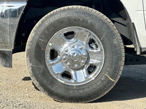 New 2026 RAM 2500 Tradesman w/ Chrome Appearance Group image 23