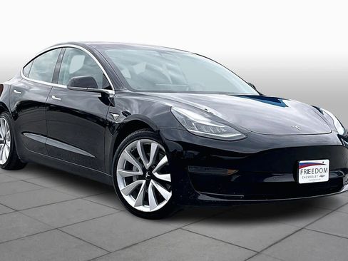 Used 2018 Tesla Model 3 Long Range image 2