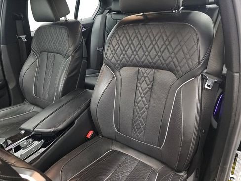 Used 2017 BMW 540i xDrive w/ Premium Package image 22