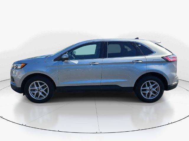 Used 2024 Ford Edge SEL w/ Convenience Package AWD/4WD image 6