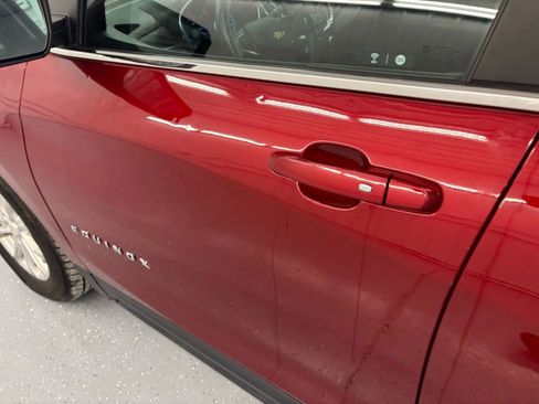 Used 2021 Chevrolet Equinox LT image 19