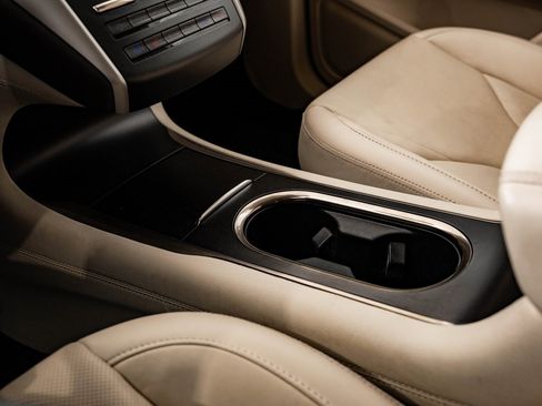 Used 2016 Lincoln MKC Reserve w/ Lincoln MKC Climate Package image 37