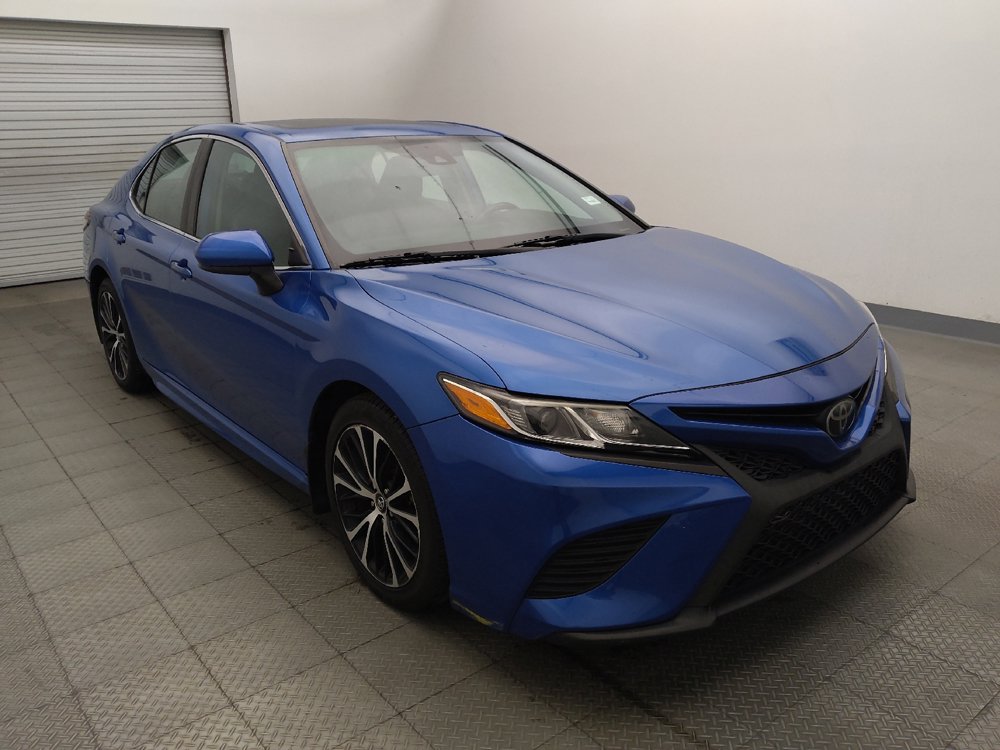 Used 2019 Toyota Camry SE FWD image 13