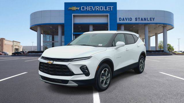 New 2026 Chevrolet Blazer LT w/ Convenience Package FWD image 4