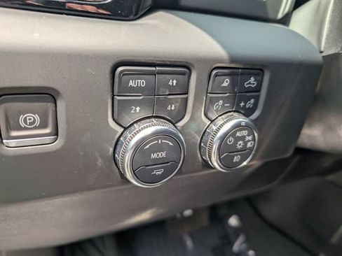 Used 2024 GMC Sierra 1500 AT4 w/ AT4 Carbonpro Edition AWD/4WD image 17