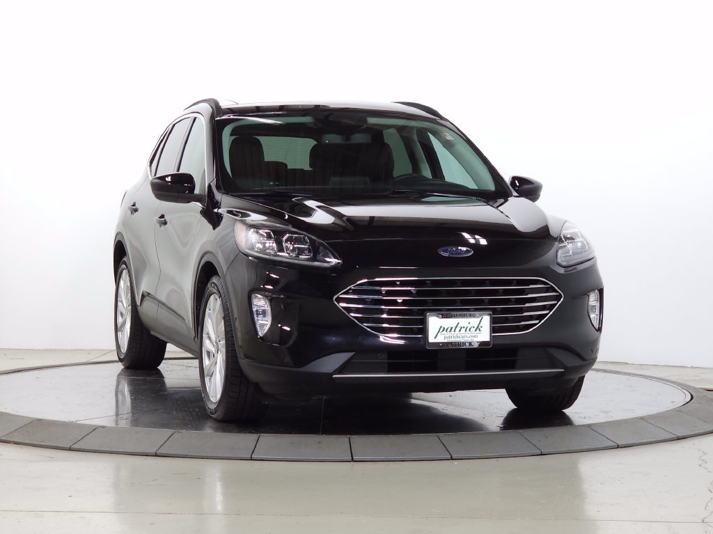 Used 2021 Ford Escape Titanium w/ Titanium Elite Package FWD image 1