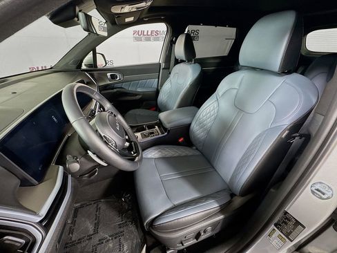Used 2025 Kia Sorento SX Prestige image 22