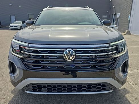 New 2026 Volkswagen Atlas Peak Edition AWD/4WD image 4