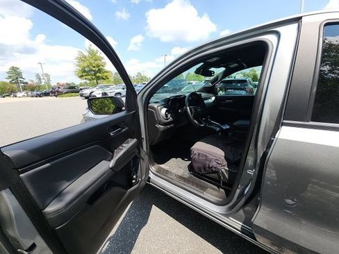 Used 2024 Chevrolet Colorado LT w/ LT Convenience Package II RWD image 20