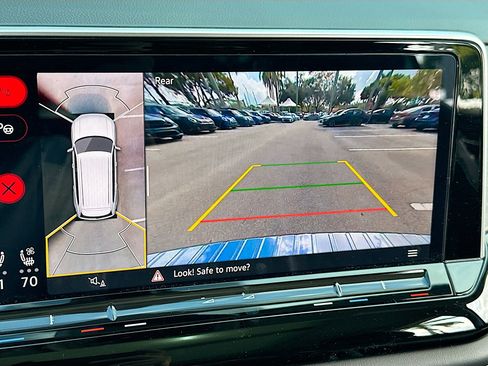 Used 2024 Volkswagen Atlas SEL Premium R-Line image 15