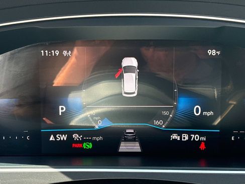 Used 2024 Volkswagen Tiguan SE R-Line AWD/4WD image 14