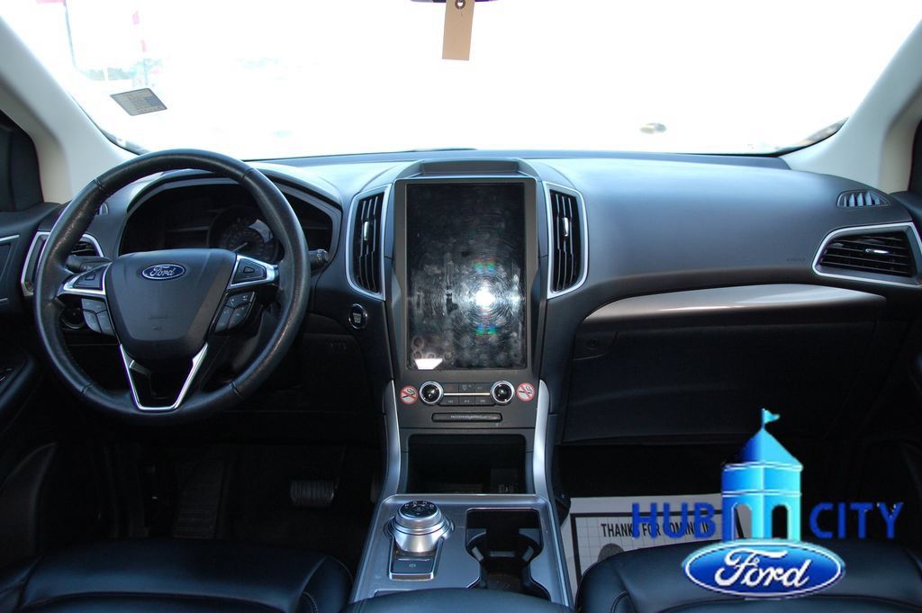 Used 2024 Ford Edge SEL AWD/4WD image 18
