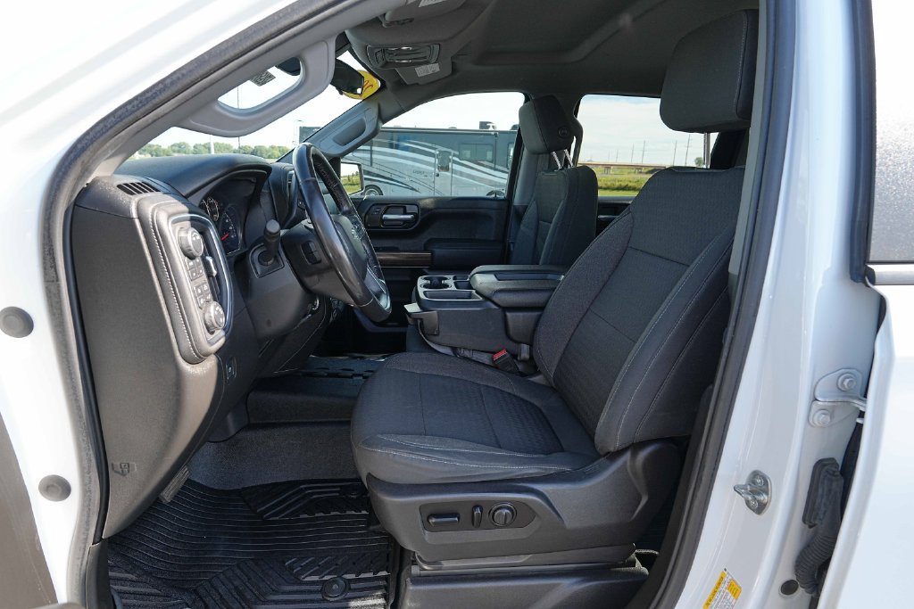 Used 2021 Chevrolet Silverado 1500 RST AWD/4WD image 19