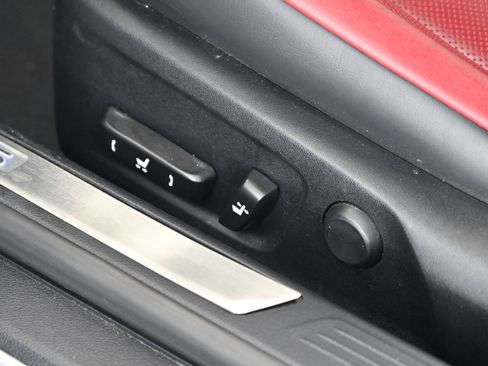 Used 2015 Lexus RC F image 32