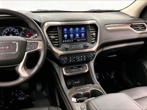 Used 2022 GMC Acadia Denali w/ Denali Ultimate Package AWD/4WD image 7