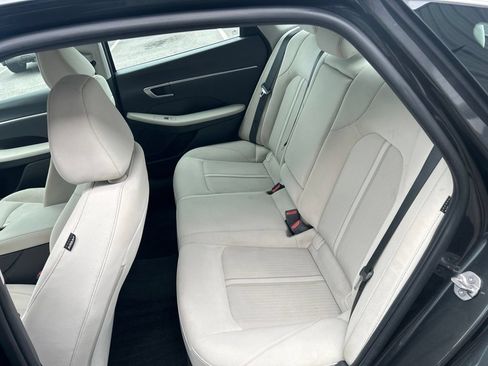 Used 2025 Hyundai Sonata SEL FWD image 18