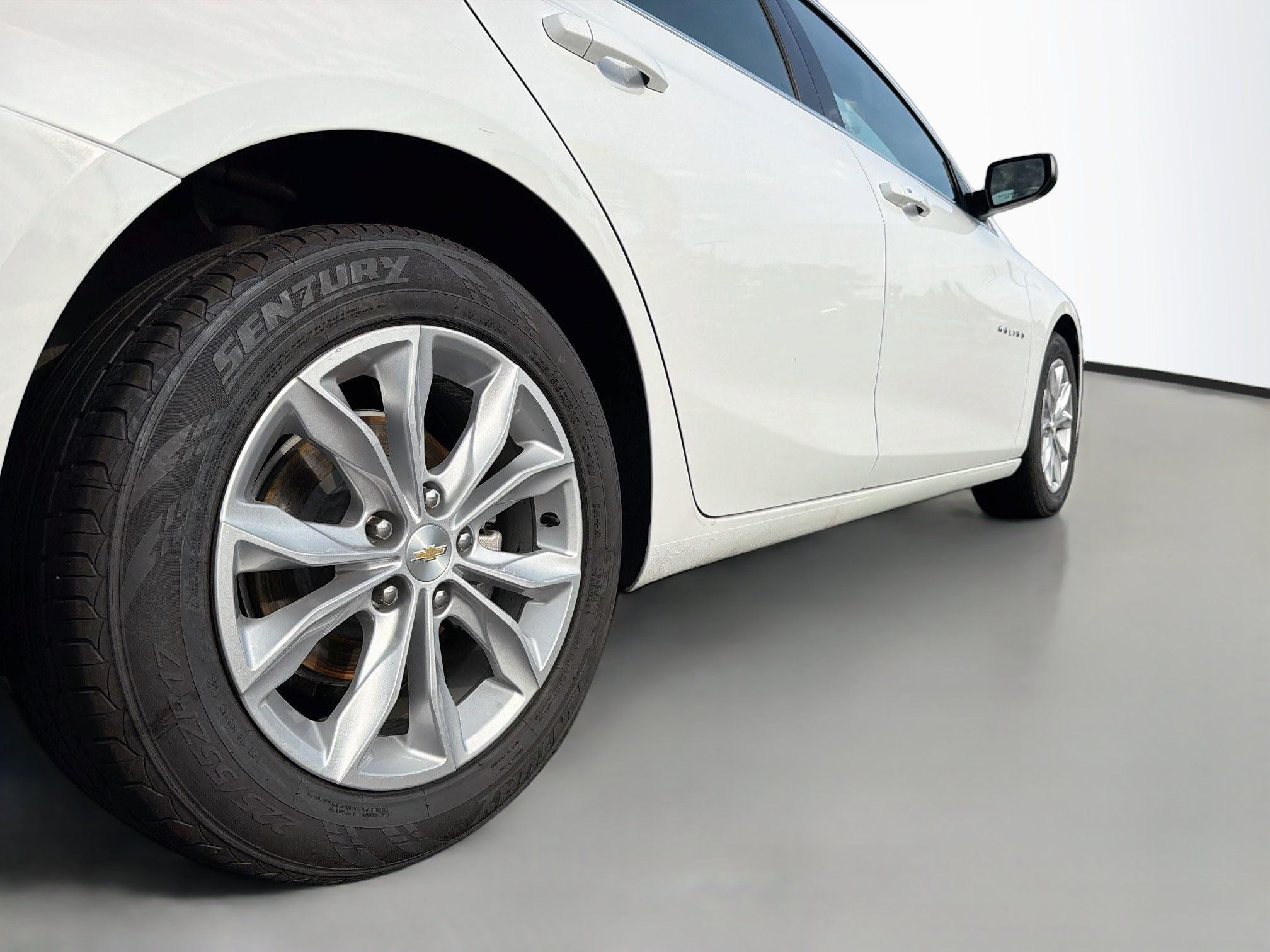 Used 2024 Chevrolet Malibu LT FWD image 7