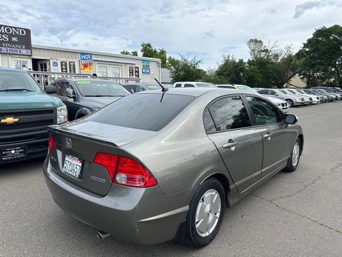 Used 2006 Honda Civic Hybrid Sedan image 7