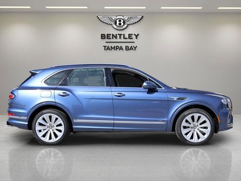 Used 2021 Bentley Bentayga image 5