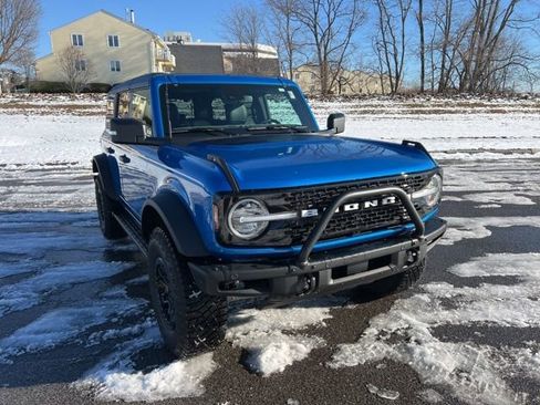 Used 2024 Ford Bronco Wildtrak image 1