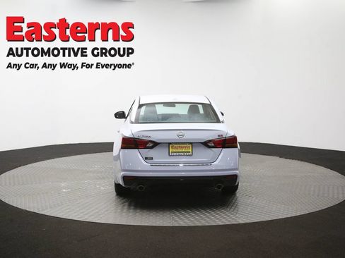 Used 2023 Nissan Altima 2.5 SR w/ SR Premium Package FWD image 37