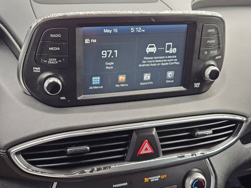 Used 2019 Hyundai Santa Fe SE FWD image 19