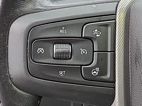 Used 2021 GMC Yukon XL Denali w/ Denali Premium Package image 21