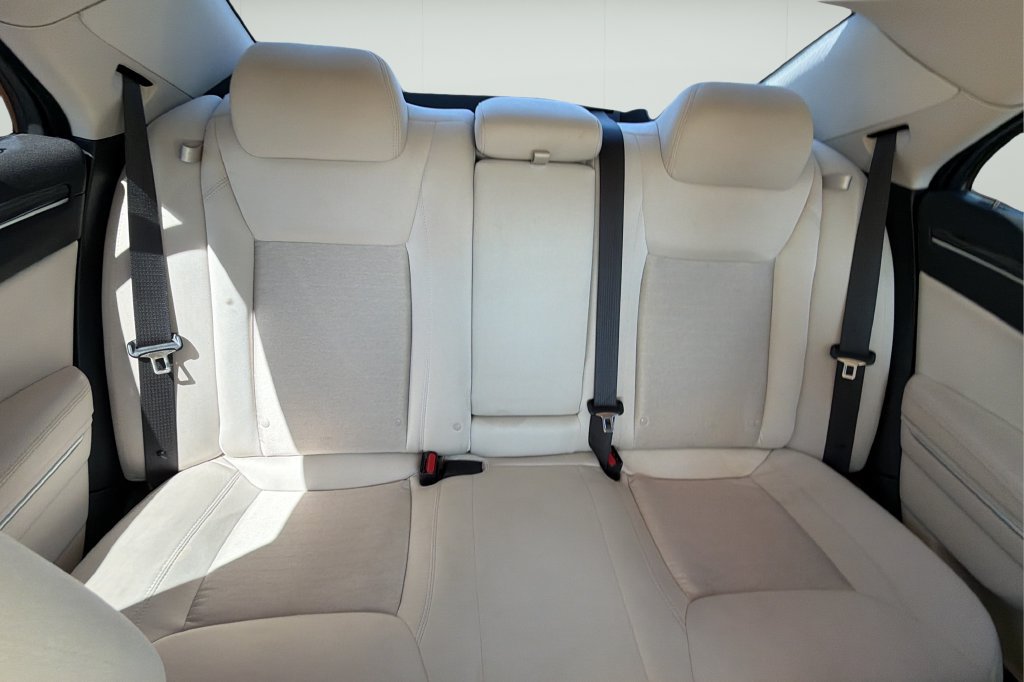 Used 2022 Chrysler 300 Touring w/ Sport Appearance Package RWD image 11