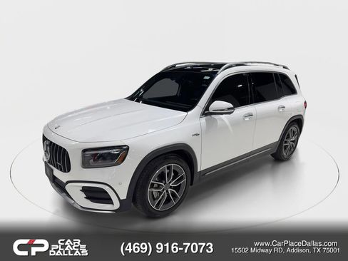 Used 2025 Mercedes-Benz GLB 35 AMG 4MATIC image 17