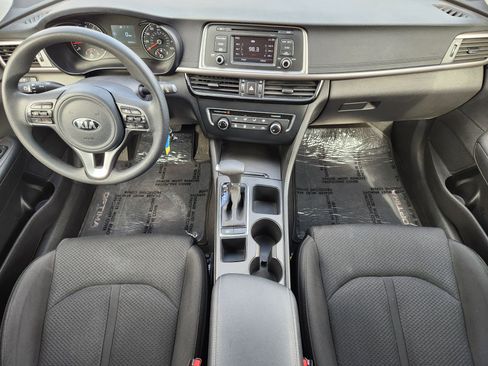 Used 2017 Kia Optima LX w/ Option Group 014 image 25