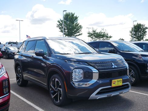 Used 2025 Mitsubishi Outlander SEL AWD/4WD image 1