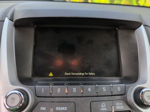 Used 2012 Chevrolet Equinox LT AWD/4WD image 18