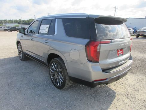New 2026 GMC Yukon Denali Ultimate AWD/4WD image 6
