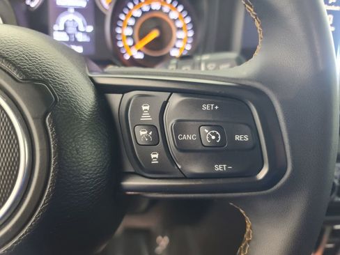 Used 2024 Jeep Wrangler Unlimited Sport AWD/4WD image 30