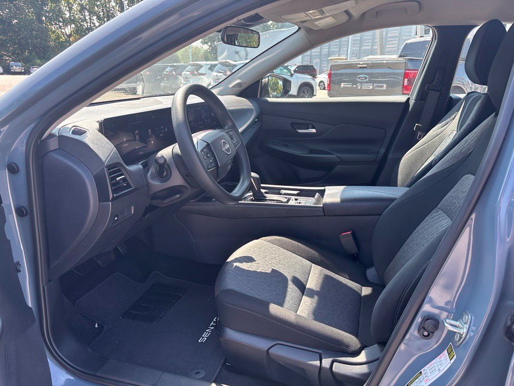 Used 2026 Nissan Sentra SV w/ Floor Mat Package FWD image 5
