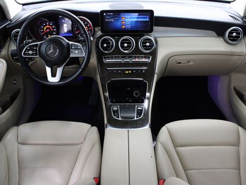 Used 2020 Mercedes-Benz GLC 300 image 30