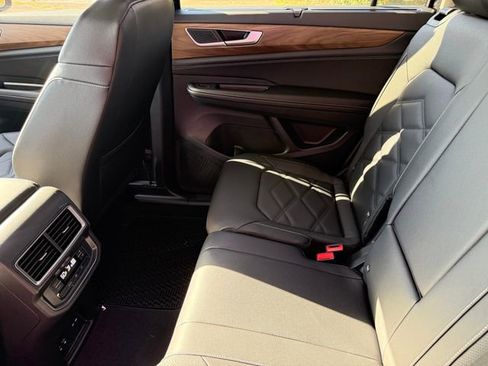 New 2026 Volkswagen Atlas SE image 20