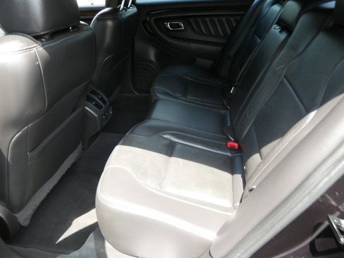 Used 2019 Ford Taurus Limited image 22