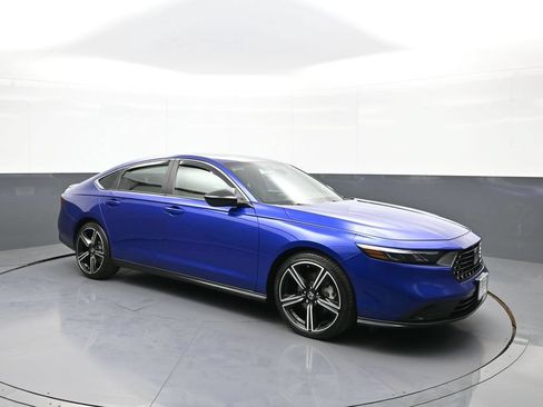 Certified 2024 Honda Accord Sport image 4
