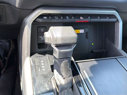 Used 2023 Toyota Tundra Platinum AWD/4WD image 18