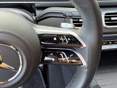 Used 2025 Mercedes-Benz GLS 450 4MATIC image 25