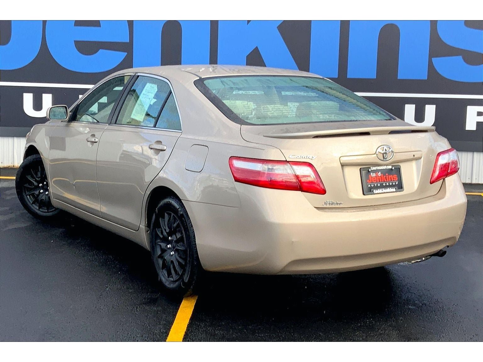 Used 2009 Toyota Camry SE FWD image 13