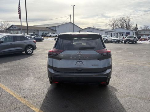 Used 2024 Nissan Rogue SV image 22