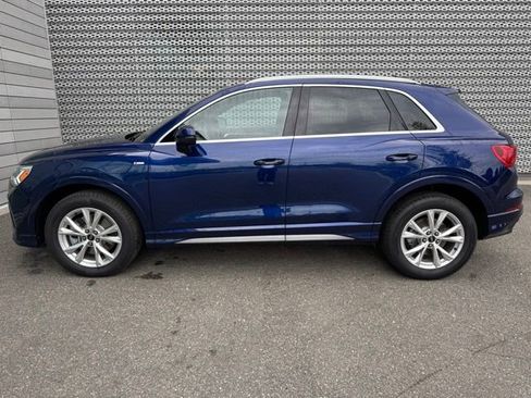 Used 2025 Audi Q3 2.0T Premium Plus w/ Premium Plus Package AWD/4WD image 2