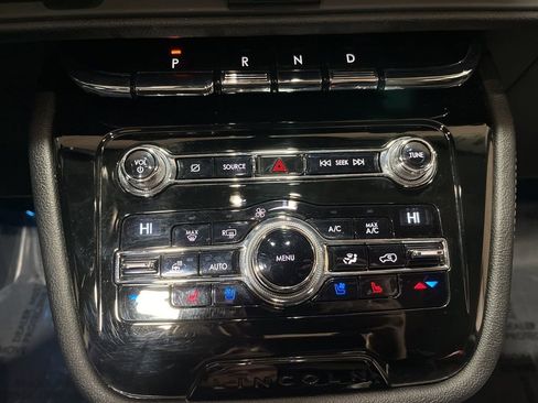 Used 2020 Lincoln Corsair Reserve w/ Equipment Group 201A image 31