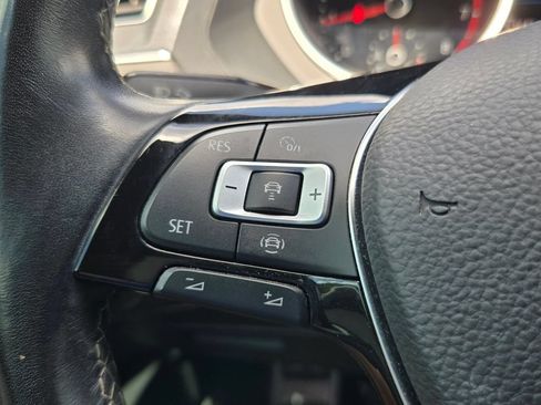 Certified 2021 Volkswagen Tiguan SE R-Line FWD image 23