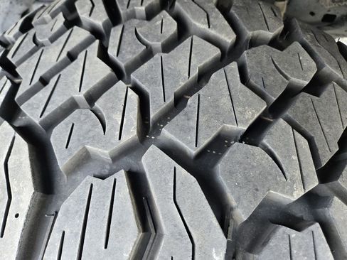 Used 2020 RAM 1500 Limited w/ Body Color Bumper Group image 19