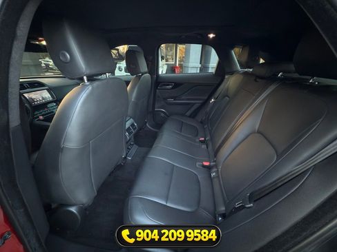 Used 2020 Jaguar F-PACE Premium image 23