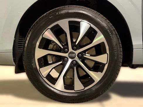 New 2026 Audi Q3 quattro 2.0T AWD/4WD image 12