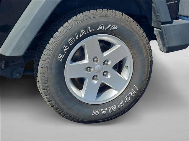 Used 2013 Jeep Wrangler Sport AWD/4WD image 28